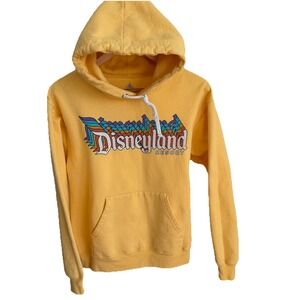 Disneyland Resort Disney Parks Retro Banner Hoodie Sweatshirt Adult Small Yellow